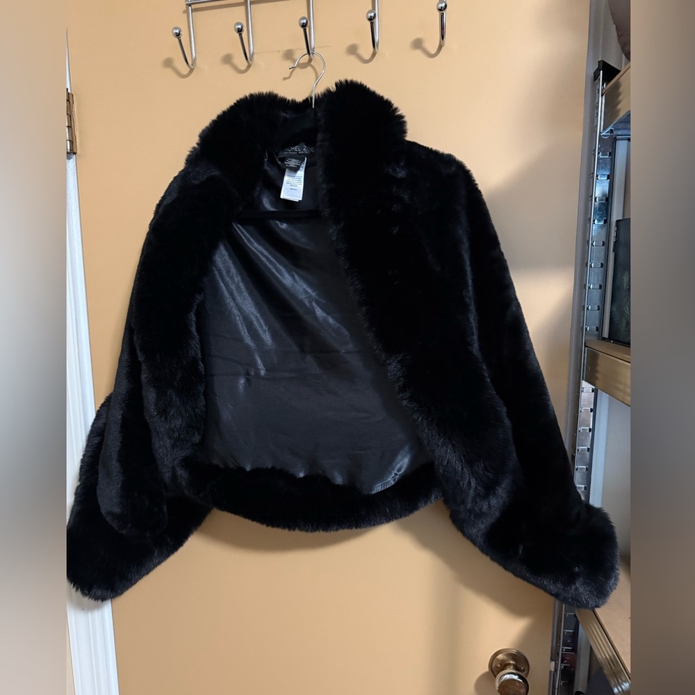 Elegant Black Faux Fur Shawl